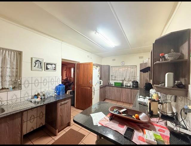 3 BEDROOM HOUSE FOR SALE IN VANDERBIJLPARK CW 1